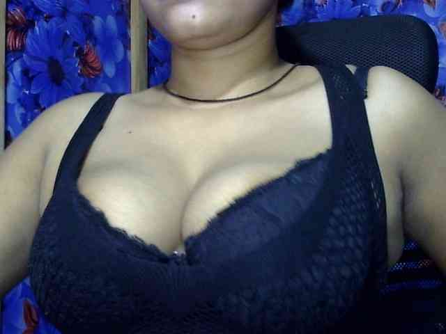 Nusrat-Mimi webcam