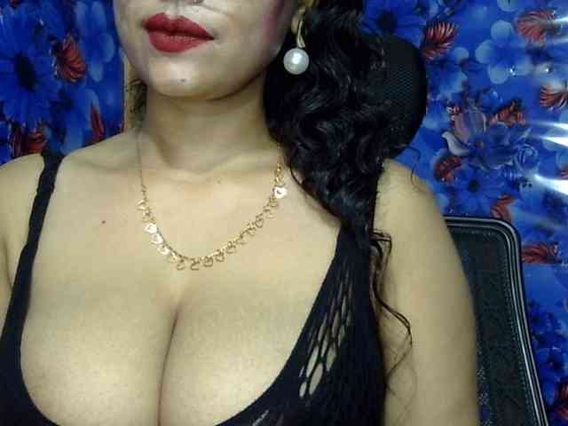 Nusrat-Mimi webcam