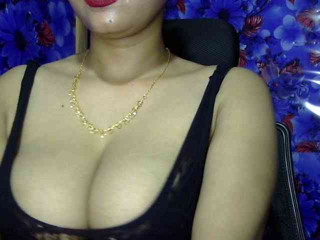 Nusrat-Mimi webcam
