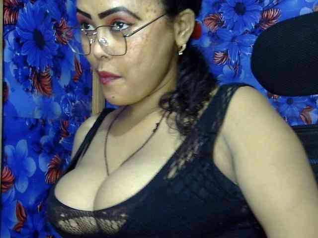 Nusrat-Mimi webcam
