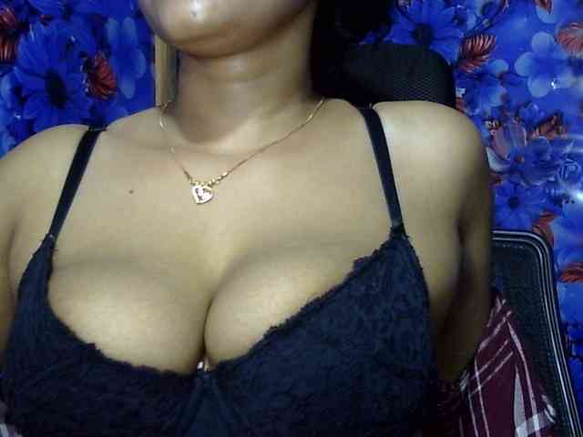 Nusrat-Mimi webcam