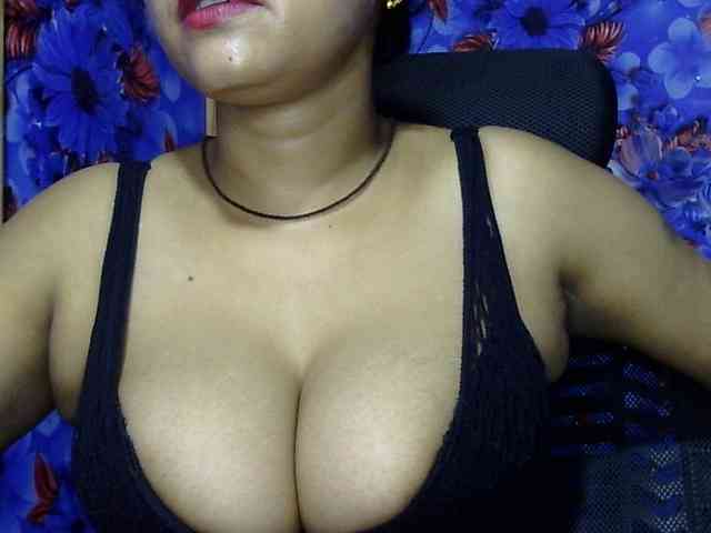 Nusrat-Mimi webcam
