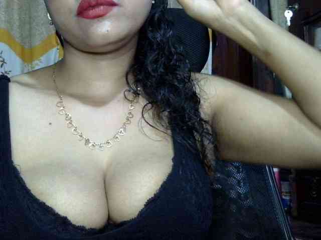 Nusrat-Mimi webcam