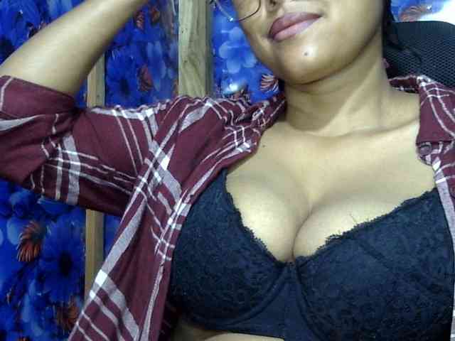 Nusrat-Mimi webcam