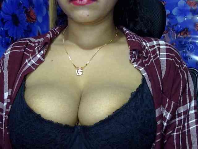 Nusrat-Mimi webcam