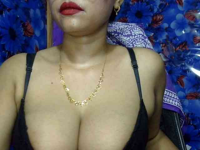 Nusrat-Mimi webcam
