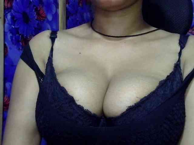 Nusrat-Mimi webcam