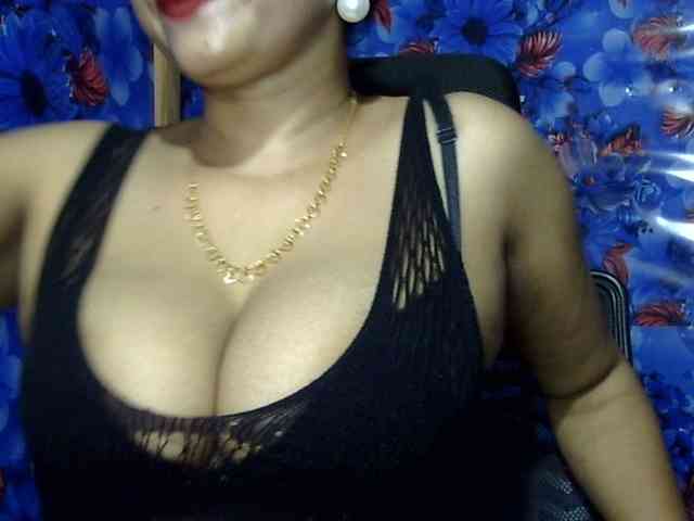Nusrat-Mimi webcam