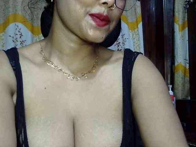 Nusrat-Mimi webcam