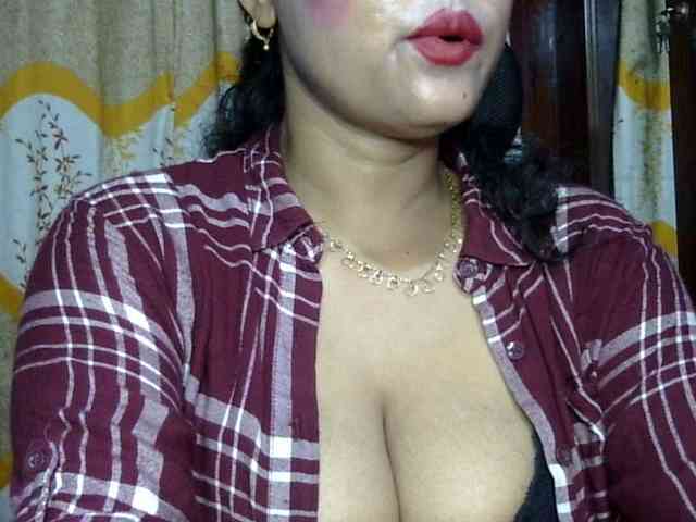 Nusrat-Mimi webcam