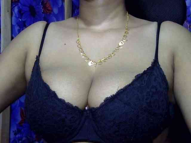 Nusrat-Mimi webcam