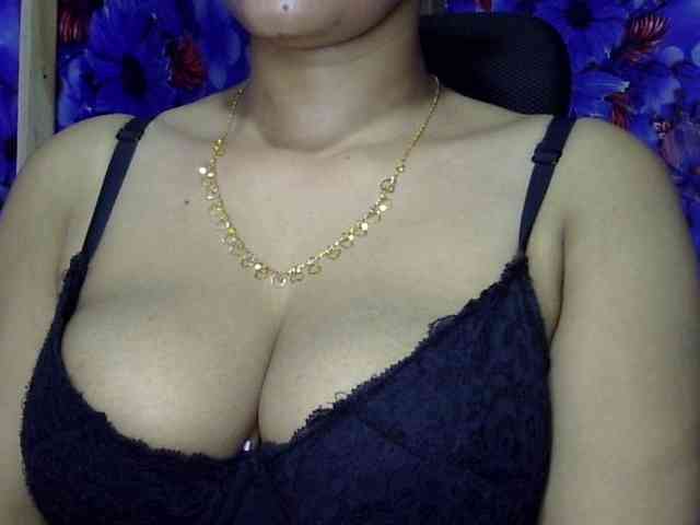 Nusrat-Mimi webcam