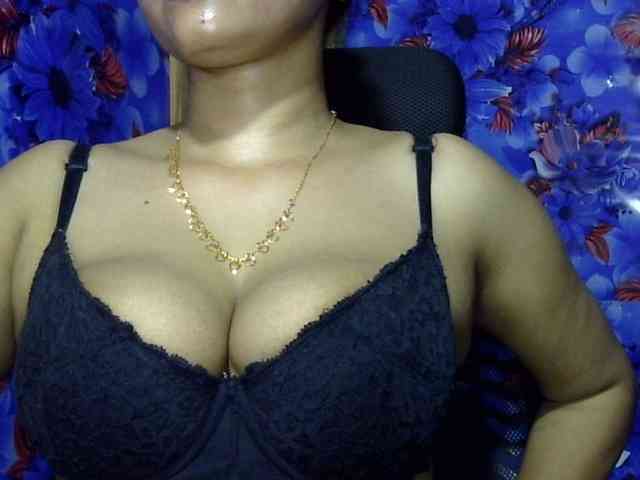 Nusrat-Mimi webcam