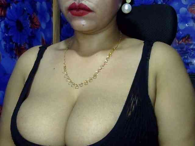 Nusrat-Mimi webcam
