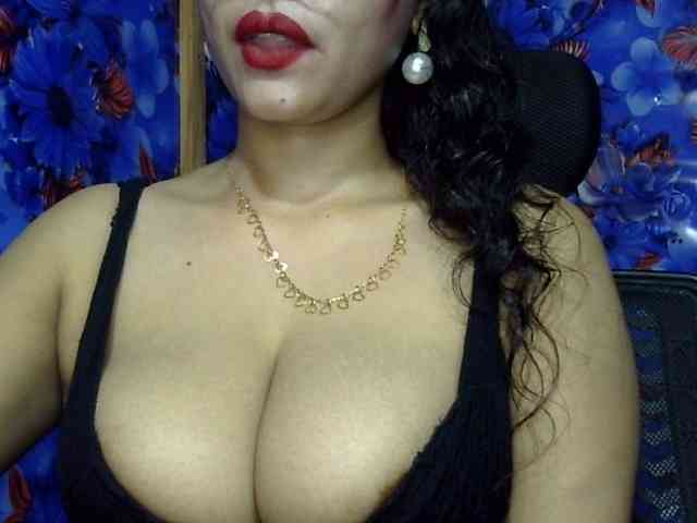 Nusrat-Mimi webcam
