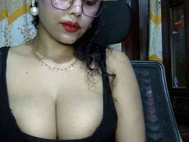 Nusrat-Mimi webcam