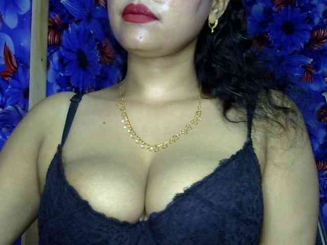 Nusrat-Mimi webcam