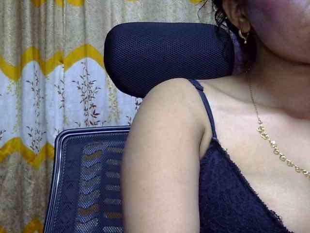 Nusrat-Mimi webcam