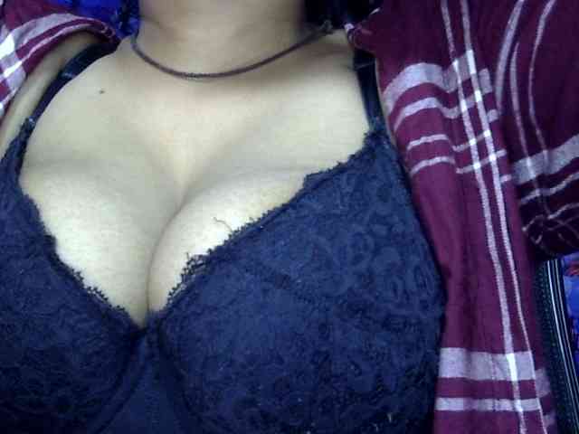 Nusrat-Mimi webcam