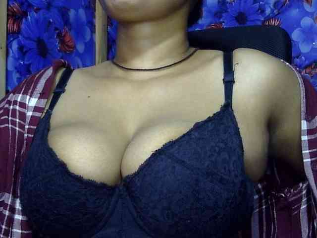 Nusrat-Mimi webcam