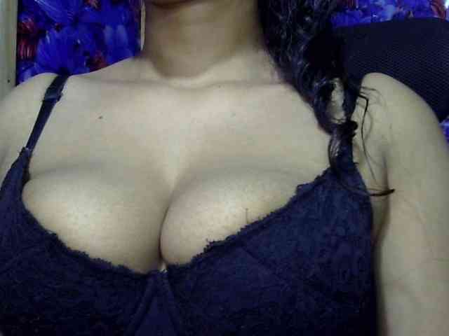 Nusrat-Mimi webcam