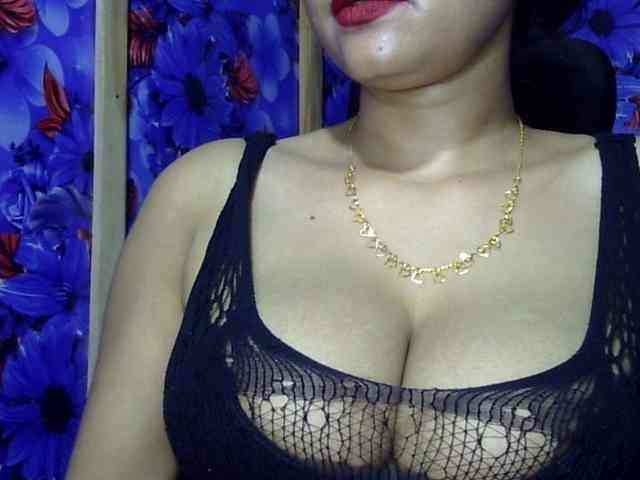 Nusrat-Mimi webcam