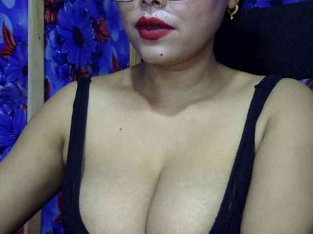 Nusrat-Mimi webcam