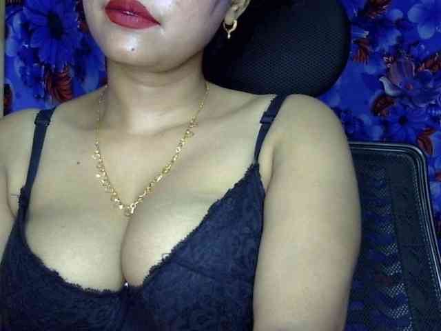 Nusrat-Mimi webcam
