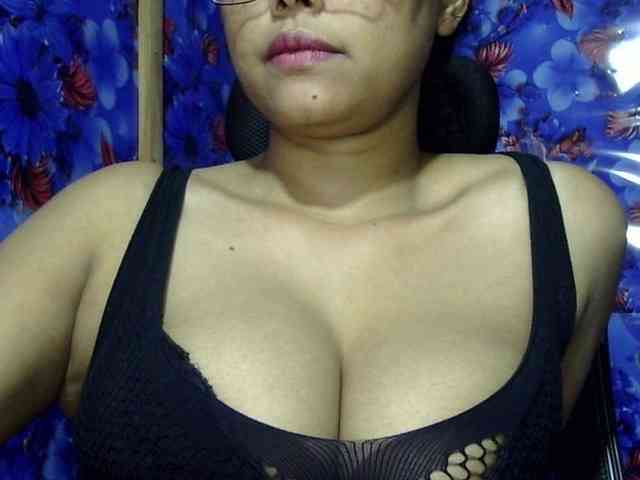 Nusrat-Mimi webcam
