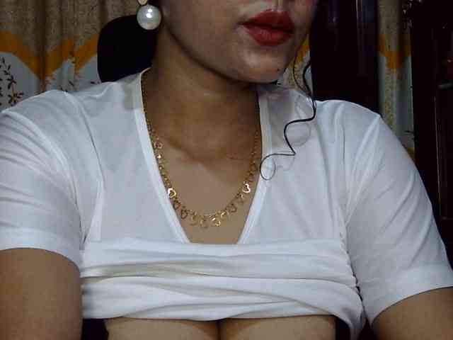 Nusrat-Mimi webcam