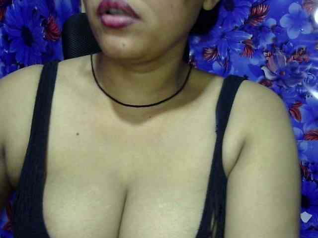 Nusrat-Mimi webcam