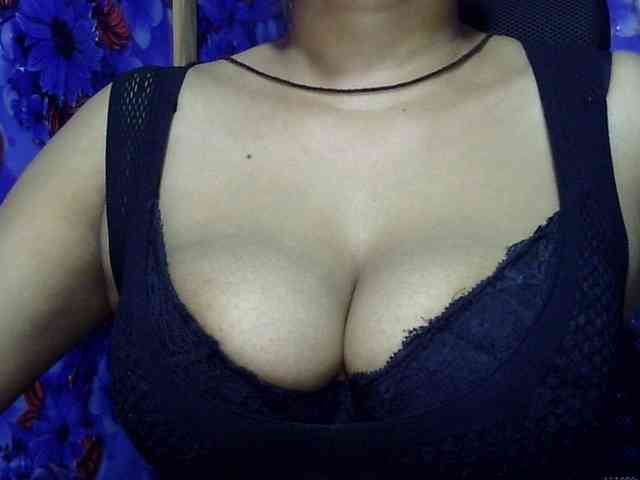 Nusrat-Mimi webcam