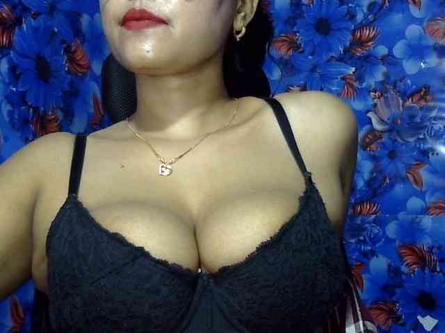 Nusrat-Mimi webcam