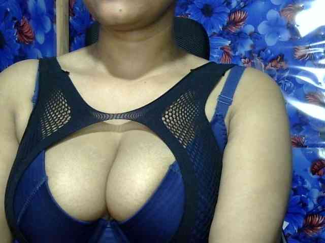Nusrat-Mimi webcam
