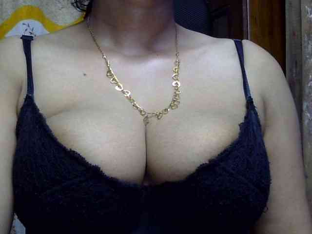Nusrat-Mimi webcam