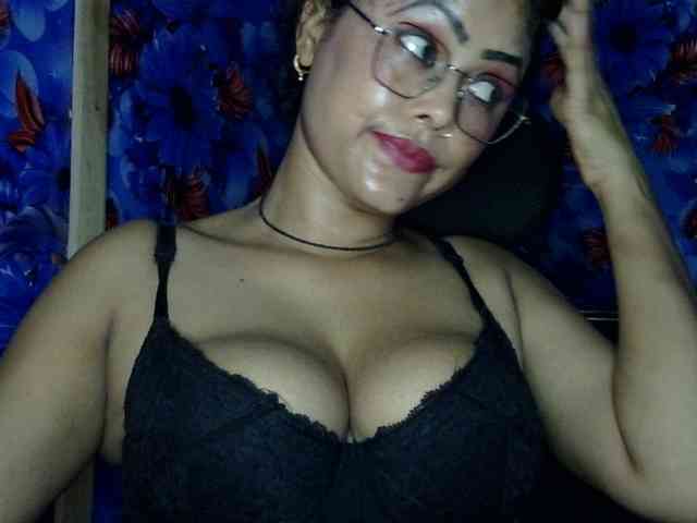 Nusrat-Mimi webcam
