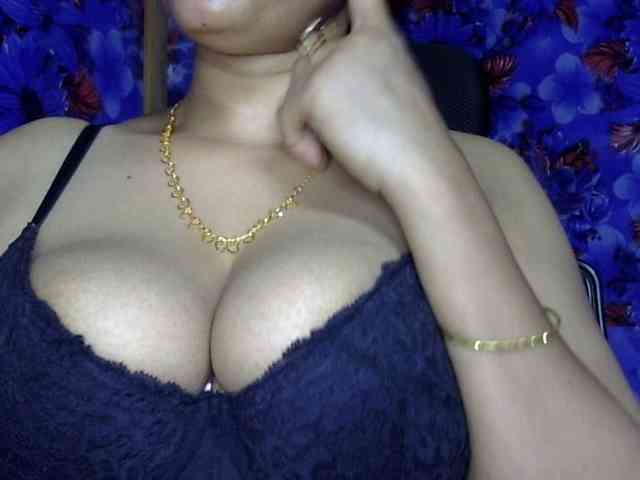 Nusrat-Mimi webcam