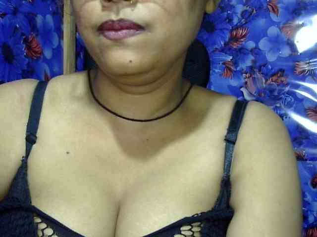 Nusrat-Mimi webcam