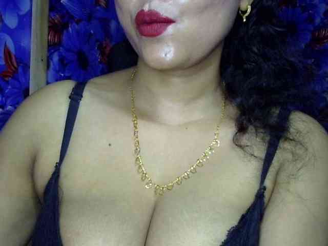 Nusrat-Mimi webcam