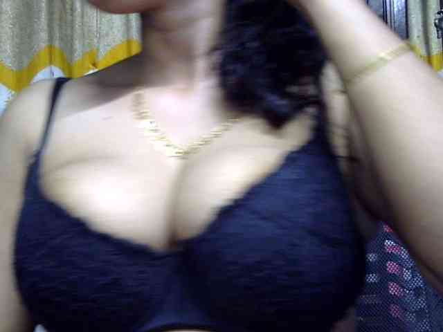 Nusrat-Mimi webcam