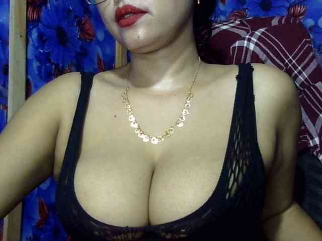 Nusrat-Mimi webcam
