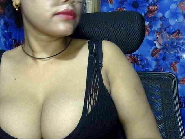 Nusrat-Mimi webcam