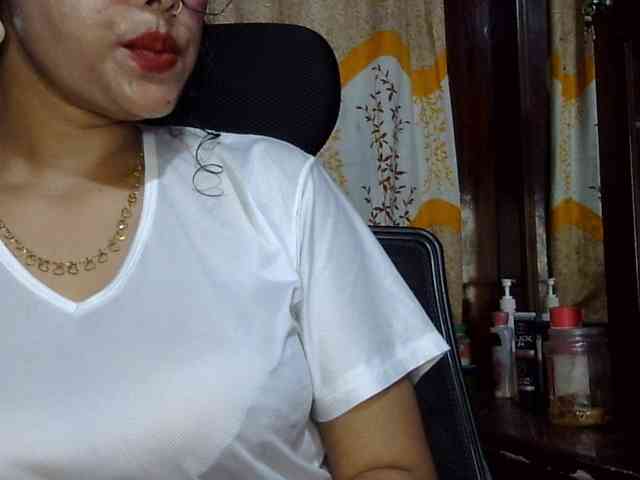Nusrat-Mimi webcam