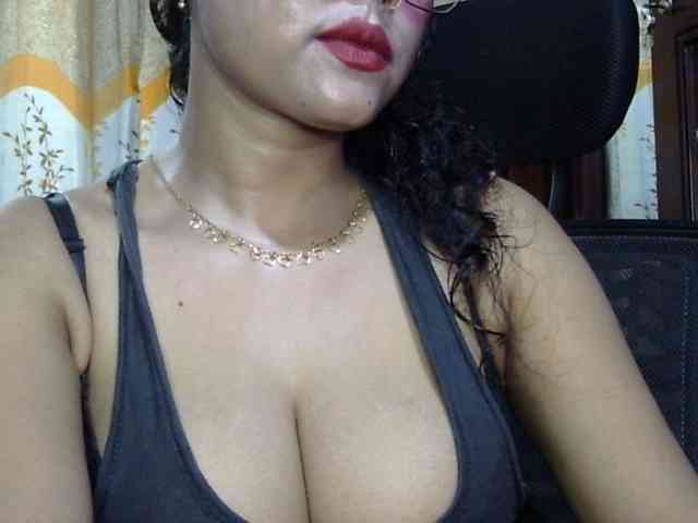 Nusrat-Mimi webcam