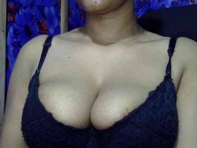 Nusrat-Mimi webcam