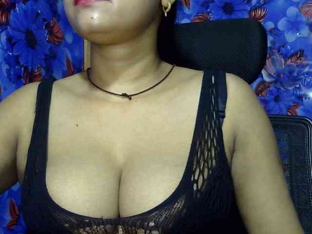 Nusrat-Mimi webcam