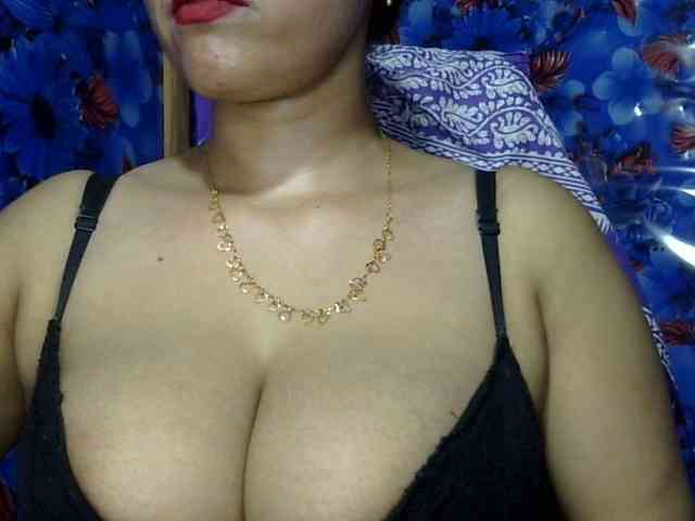 Nusrat-Mimi webcam