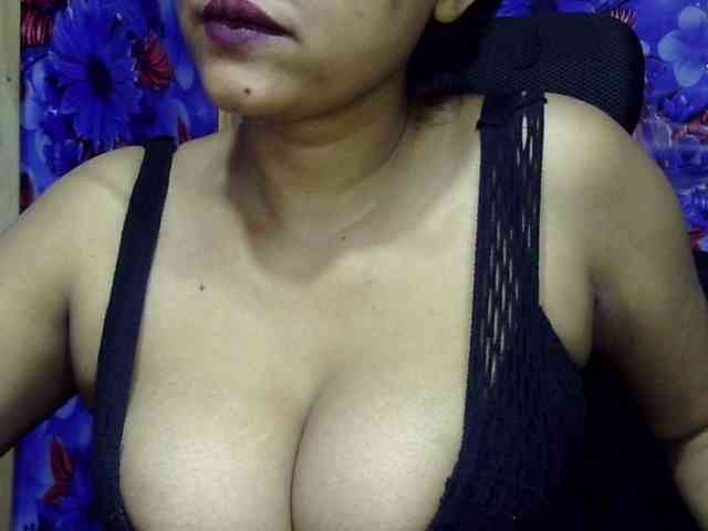 Nusrat-Mimi webcam