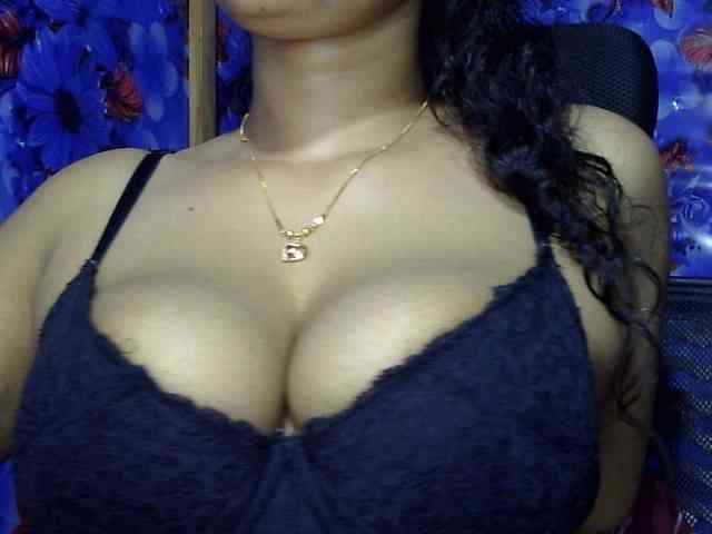 Nusrat-Mimi webcam
