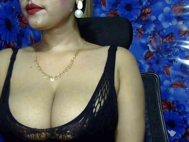 Nusrat-Mimi webcam